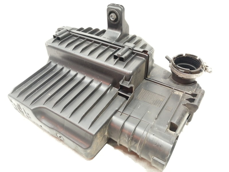 Recambio de filtro aire para citroën c4 cactus feel edition referencia OEM IAM 9670851880  