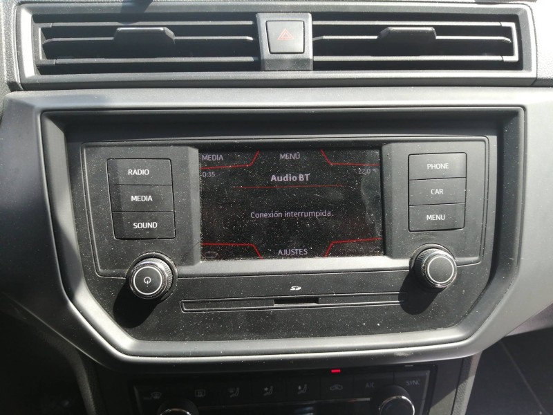 Recambio de sistema audio / radio cd para seat ibiza (kj1) style referencia OEM IAM   