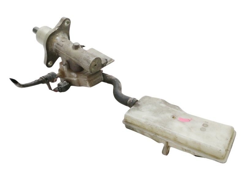 Recambio de bomba freno para ford focus berlina (cap) 1.6 tdci cat referencia OEM IAM 03350886401  