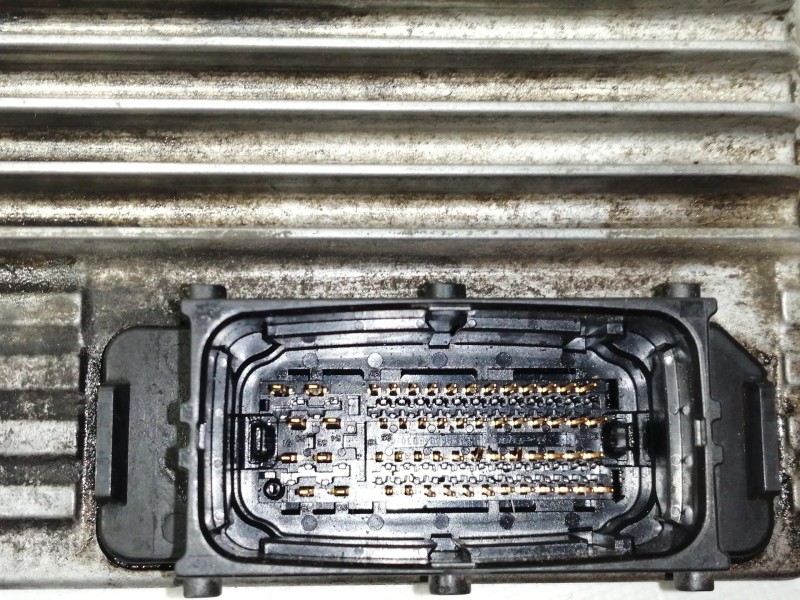 Recambio de centralita motor uce para opel meriva cosmo referencia OEM IAM 8973509489  