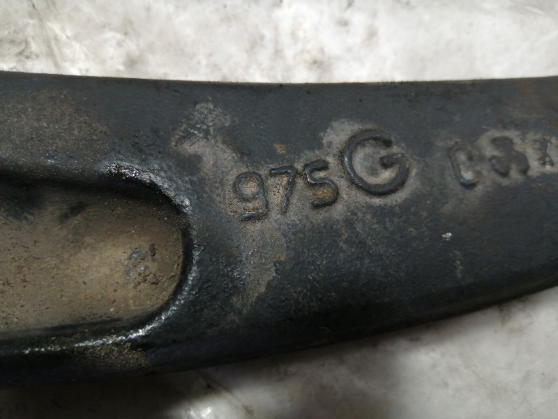 Recambio de brazo suspension inferior delantero izquierdo para peugeot 307 berlina (s2) xsi referencia OEM IAM 975G  