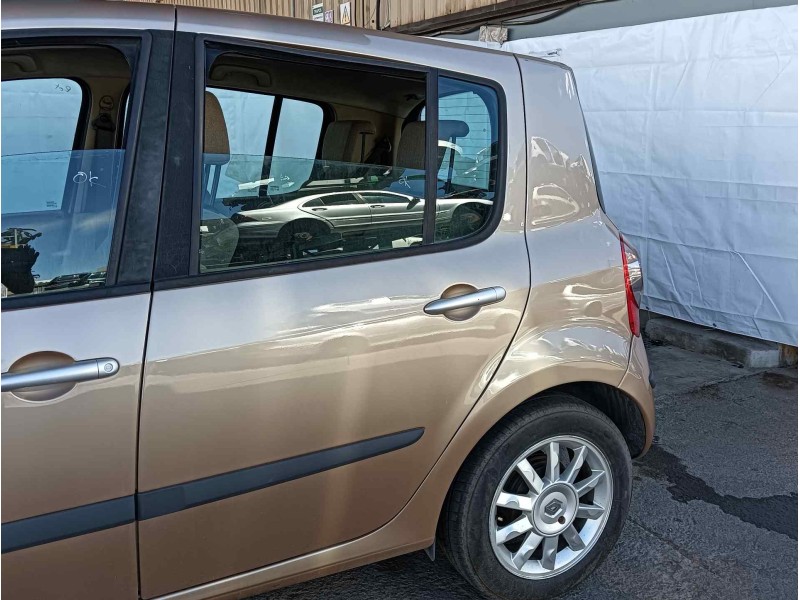 Recambio de puerta trasera izquierda para renault modus authentique referencia OEM IAM   
