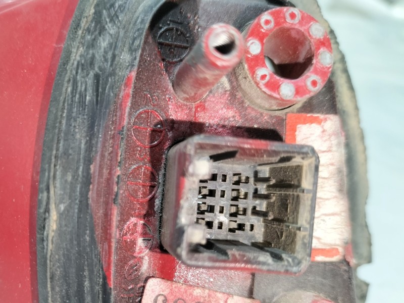 Recambio de retrovisor derecho para hyundai coupe (gk) 1.6 fx referencia OEM IAM   