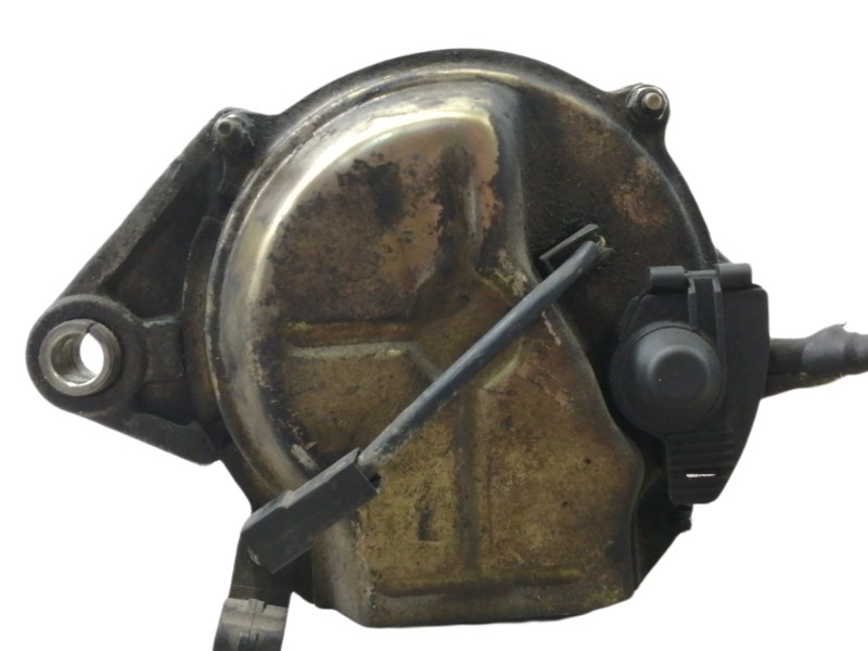 Recambio de alternador para alfa romeo 146 2.0 td l referencia OEM IAM 0120469939  