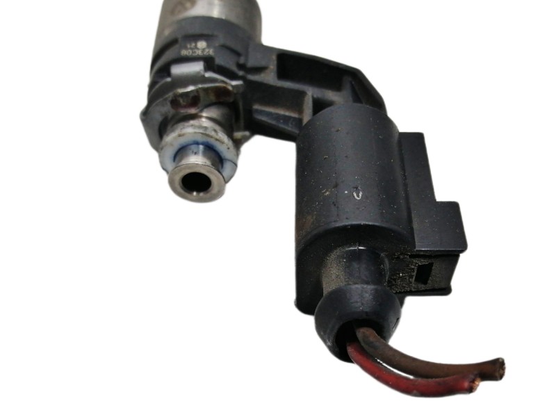 Recambio de inyector para volkswagen golf vi (5k1) advance referencia OEM IAM 03C906036F  