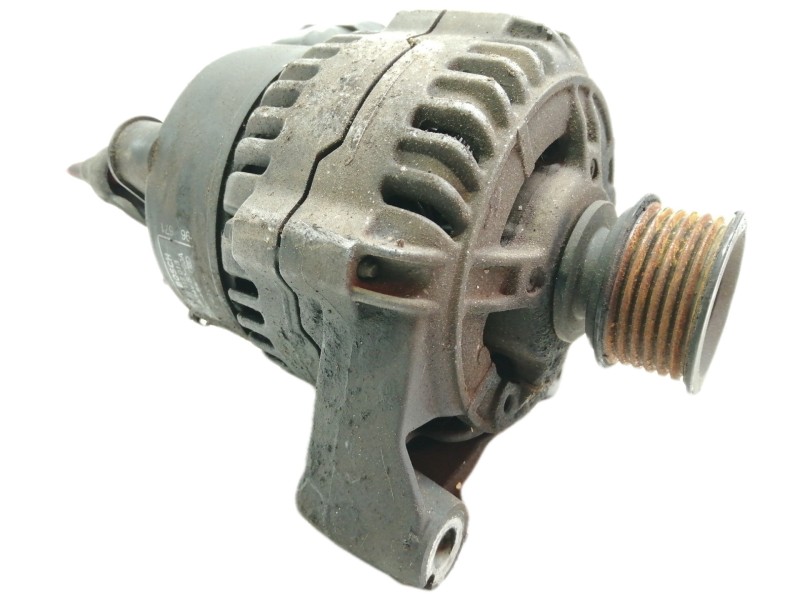 Recambio de alternador para bmw serie 5 berlina (e39) 528i referencia OEM IAM 0123315013  