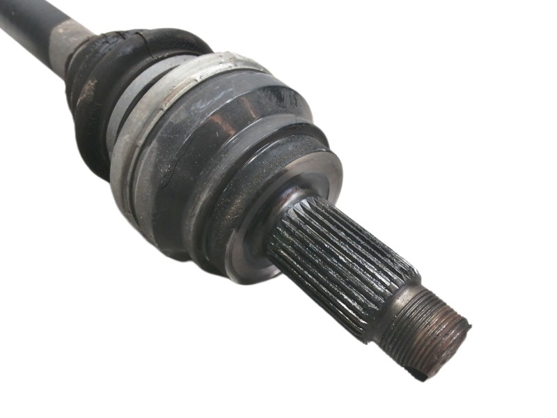 Recambio de transmision trasera derecha para bmw serie 5 lim. (f10) 520d referencia OEM IAM 3320758103  