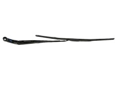 Recambio de brazo limpia delantero derecho para toyota auris active referencia OEM IAM    2