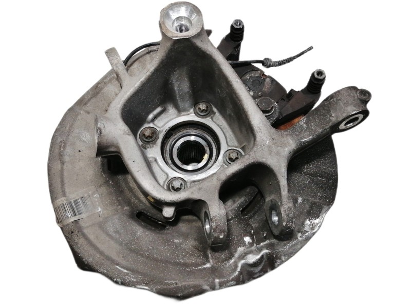 Recambio de mangueta trasera derecha para bmw serie 5 lim. (f10) 520d referencia OEM IAM 6793770  