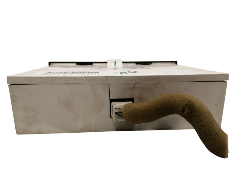 Recambio de pantalla multifuncion para nissan micra (k12e) acenta referencia OEM IAM AX609  