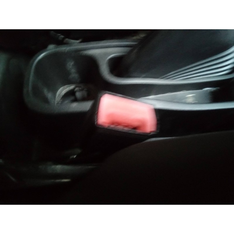 Recambio de enganche cinturon delantero derecho para fiat fiorino sx furg. referencia OEM IAM 98847015  
