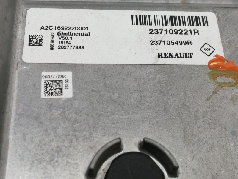 Recambio de centralita motor uce para dacia sandero stepway referencia OEM IAM A2C1692220001 237109221R 