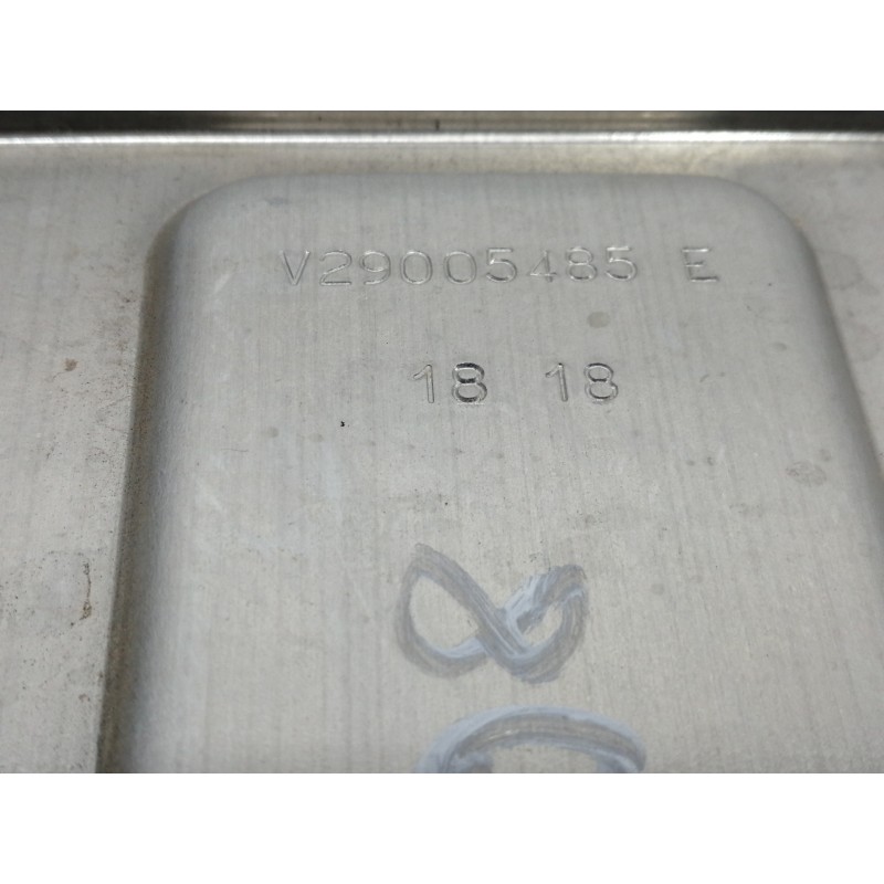 Recambio de centralita motor uce para dacia sandero stepway referencia OEM IAM A2C1692220001 237109221R 