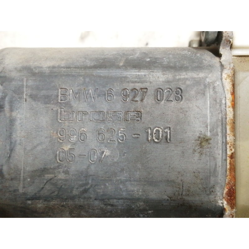 Recambio de elevalunas delantero derecho para bmw serie 3 berlina (e90) 320d referencia OEM IAM 7060266S 7140588E 0130822227 692