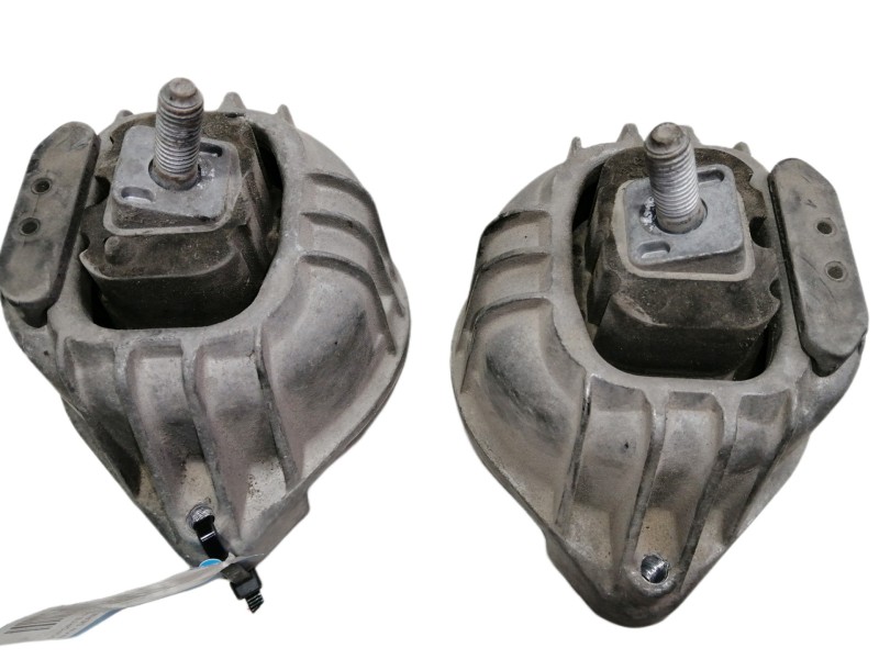 Recambio de soporte motor para bmw serie 1 berlina (e81/e87) 2.0 16v diesel referencia OEM IAM 13981112  