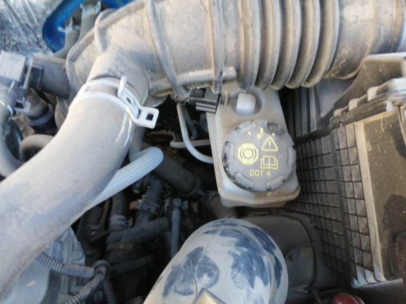 Recambio de bomba freno para dacia sandero stepway referencia OEM IAM 1070529S01  