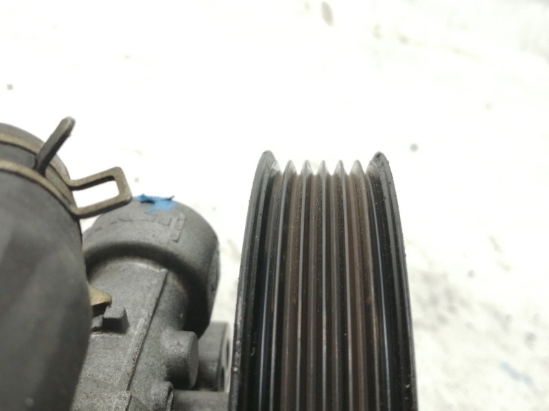 Recambio de bomba direccion para mitsubishi outlander (cu0w) 2.0 2wd referencia OEM IAM 3Y135946  