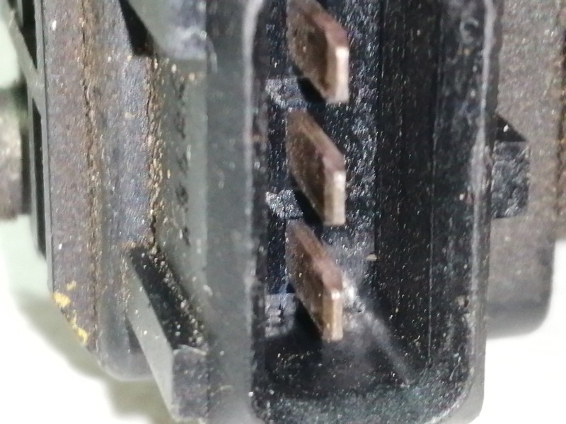 Recambio de caja mariposa para bmw serie 5 berlina (e39) 528i referencia OEM IAM 13631703562  