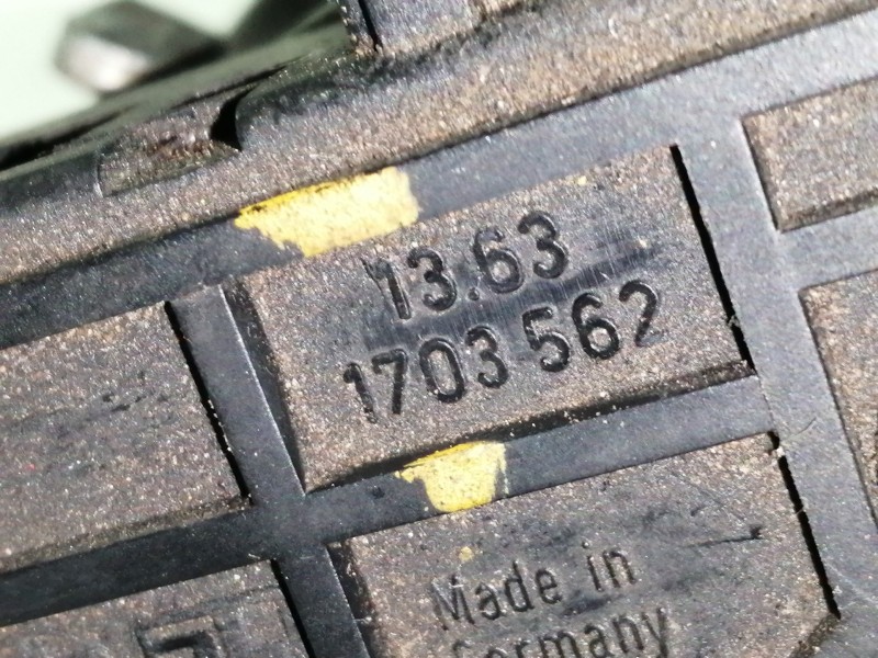 Recambio de caja mariposa para bmw serie 5 berlina (e39) 528i referencia OEM IAM 13631703562  