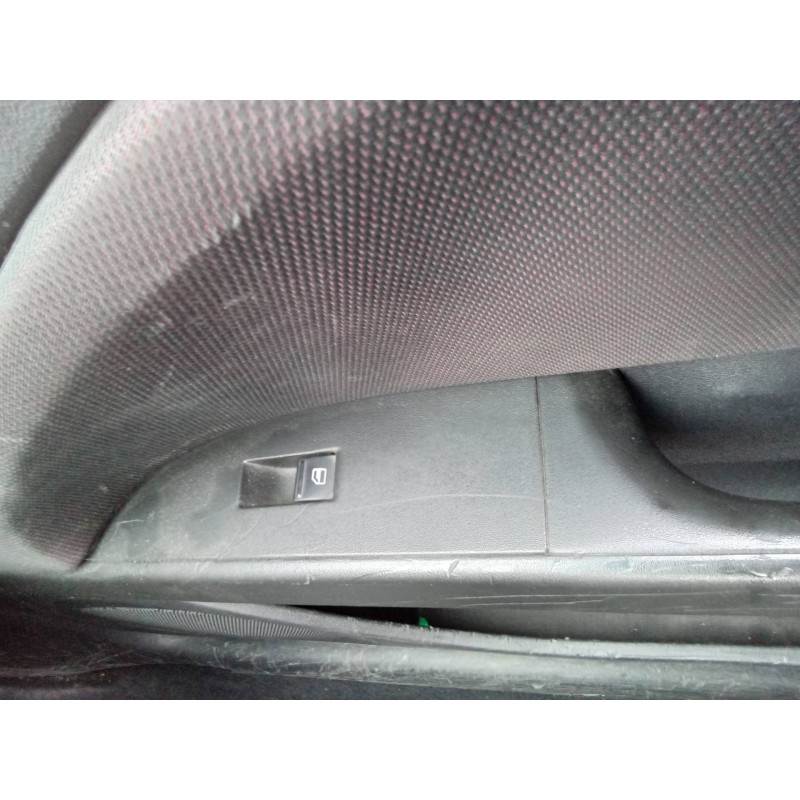 Recambio de mando elevalunas delantero derecho para seat leon (1p1) comfort limited referencia OEM IAM 7L69598558  