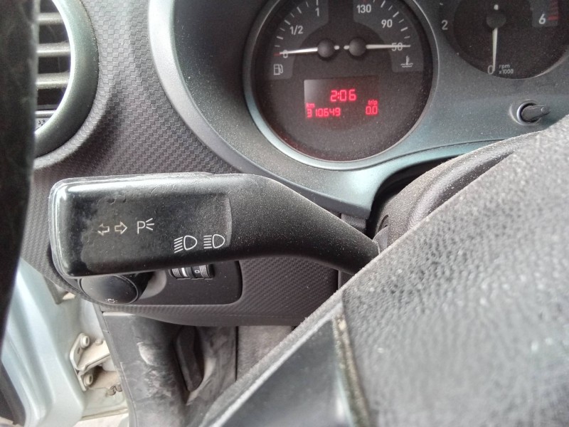 Recambio de mando intermitentes para seat leon (1p1) comfort limited referencia OEM IAM 1K0953513  