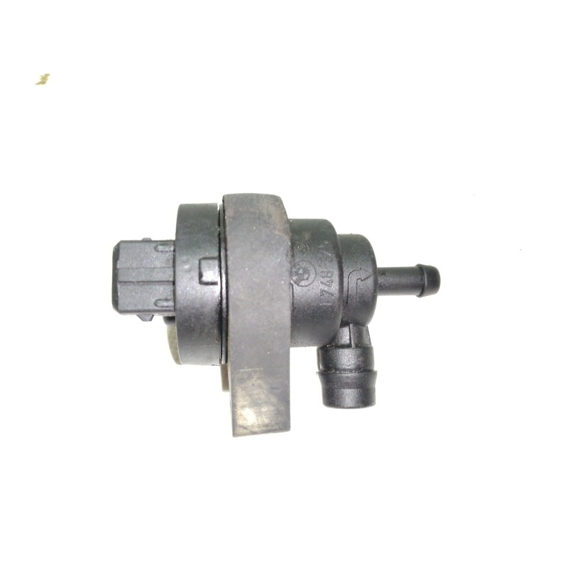Recambio de valvula aire adicional para bmw serie 5 berlina (e39) 528i referencia OEM IAM 1748875  