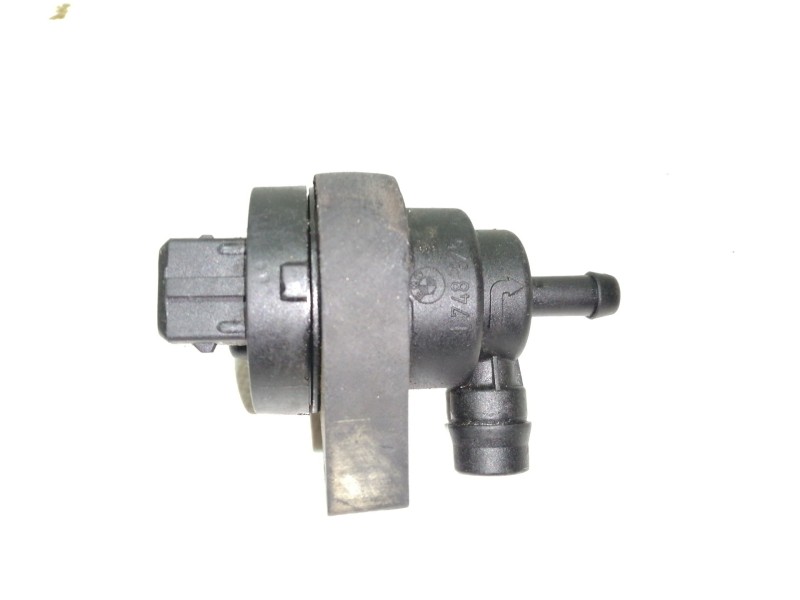Recambio de valvula aire adicional para bmw serie 5 berlina (e39) 528i referencia OEM IAM 1748875  