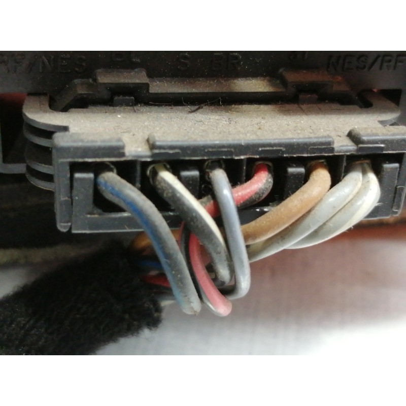 Recambio de piloto trasero izquierdo para volkswagen bora berlina (1j2) conceptline referencia OEM IAM 1J5945257  