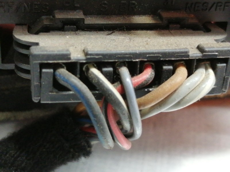 Recambio de piloto trasero izquierdo para volkswagen bora berlina (1j2) conceptline referencia OEM IAM 1J5945257  