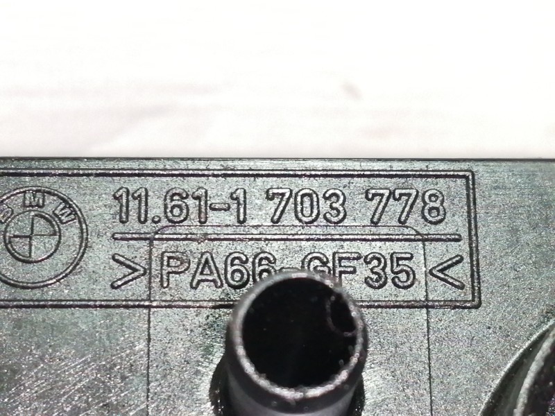 Recambio de colector admision para bmw serie 5 berlina (e39) 528i referencia OEM IAM 11611703778  