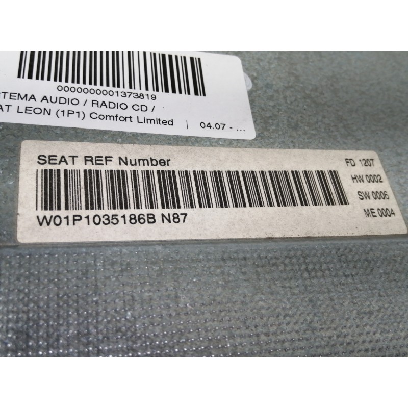 Recambio de sistema audio / radio cd para seat leon (1p1) comfort limited referencia OEM IAM W01P1035186B W01P1035186BN87 