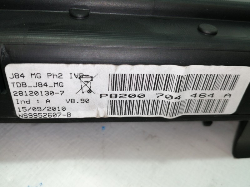 Recambio de cuadro instrumentos para renault scenic ii grand confort authentique referencia OEM IAM P8200704464A 21669396 / 2166