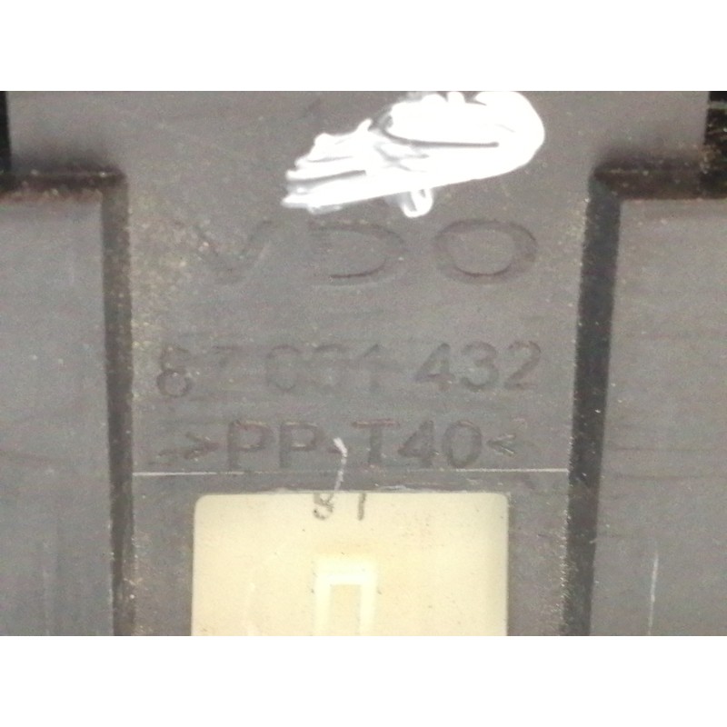 Recambio de cuadro instrumentos para opel meriva 1.7 16v cdti cat referencia OEM IAM 13173375XJ  