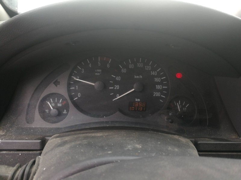 Recambio de cuadro instrumentos para opel meriva 1.7 16v cdti cat referencia OEM IAM 13173375XJ  