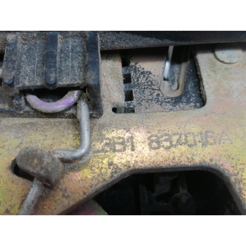 Recambio de cerradura puerta delantera derecha para volkswagen bora berlina (1j2) conceptline referencia OEM IAM C3B1837016A  