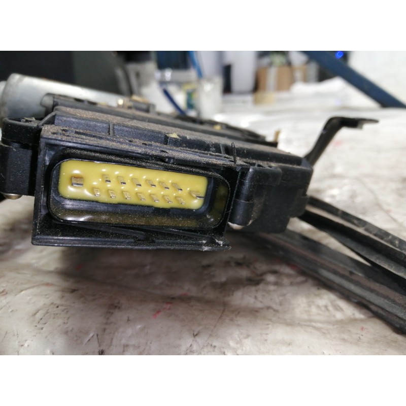 Recambio de elevalunas delantero derecho para seat alhambra (7v8) sxe referencia OEM IAM TR37M0959802A 05075500 95VW14553AB 