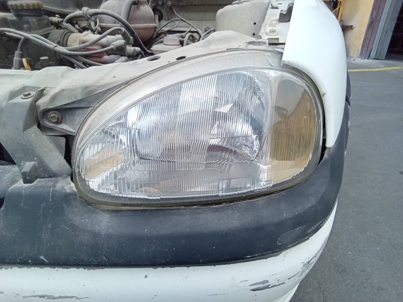 Recambio de faro izquierdo para opel corsa b 1.2 referencia OEM IAM   