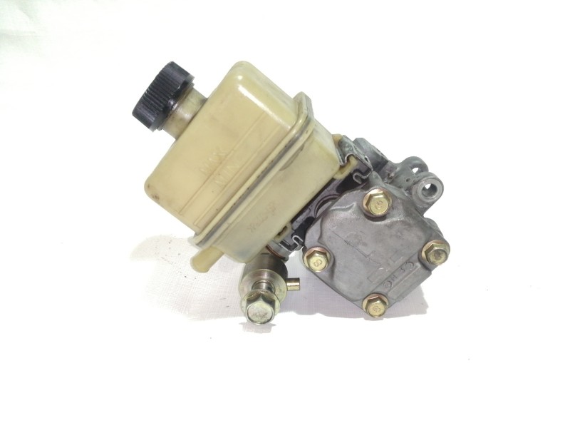 Recambio de bomba servodireccion para mazda 6 berlina (gg) 2.0 crtd 120 active (5-ptas.) referencia OEM IAM   