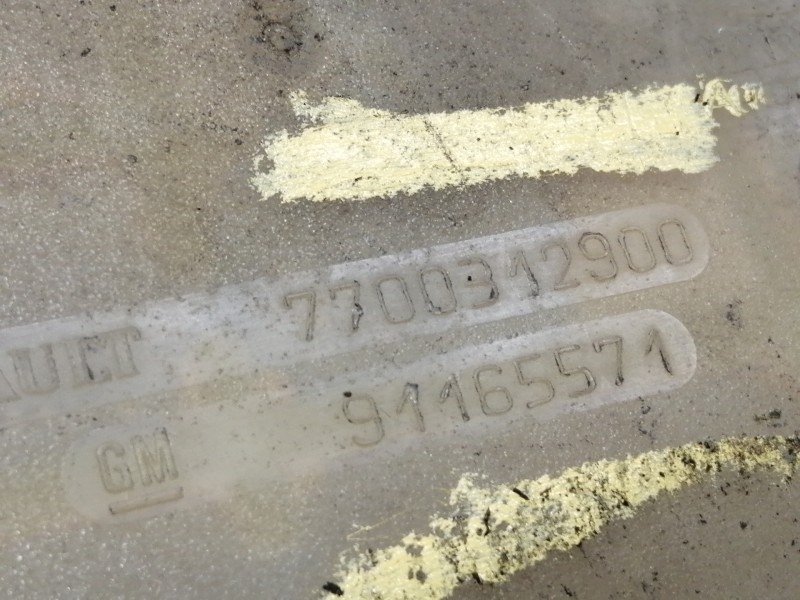 Recambio de deposito expansion para renault trafic combi (ab 4.01) 9 - plazas (l2h1) acristalado, combi largo referencia OEM IAM