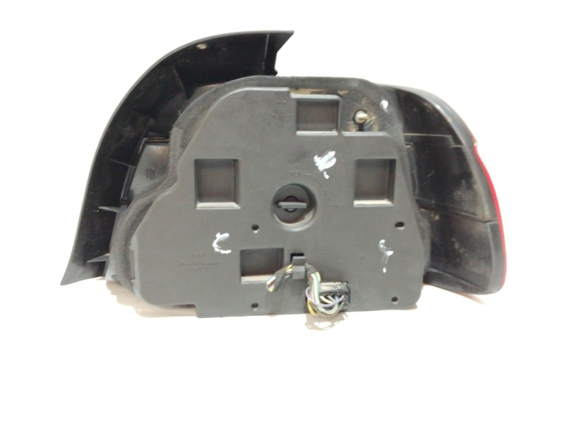 Recambio de piloto trasero izquierdo para bmw serie 5 berlina (e39) 528i referencia OEM IAM 14603300  
