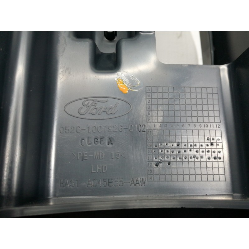 Recambio de apoyabrazos central para ford fiesta (cb1) trend referencia OEM IAM BA61A045B55AAW 052610079260102 