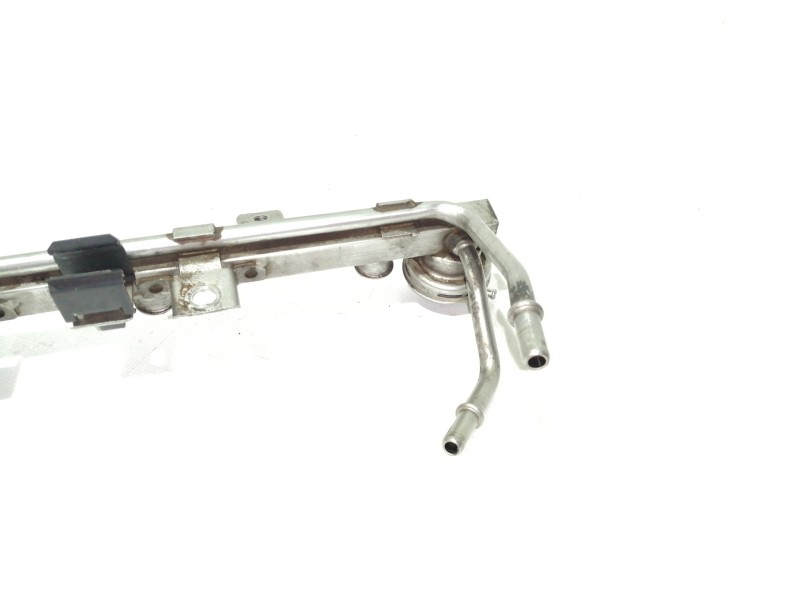 Recambio de rampa inyectora para bmw serie 5 berlina (e39) 528i referencia OEM IAM   