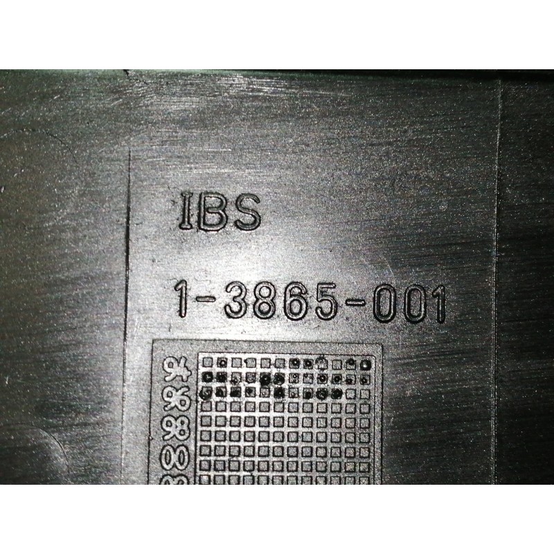 Recambio de tapa motor para bmw serie 5 berlina (e39) 528i referencia OEM IAM 11121748633  