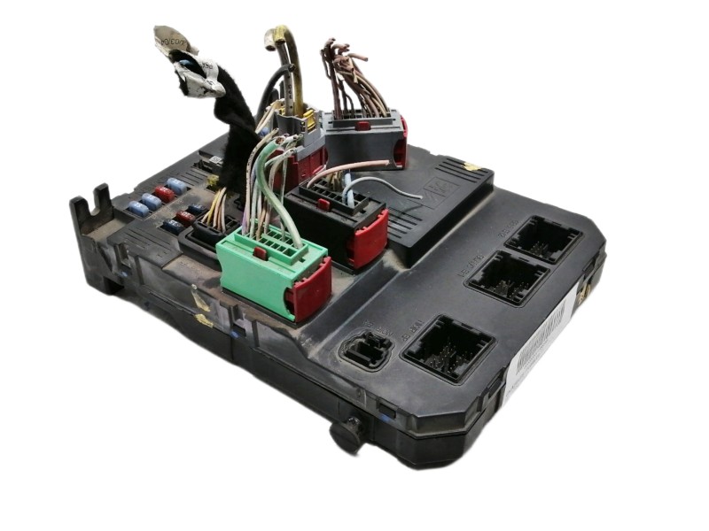 Recambio de caja reles / fusibles para peugeot 407 st sport pack referencia OEM IAM 9655221080 S120104700L 