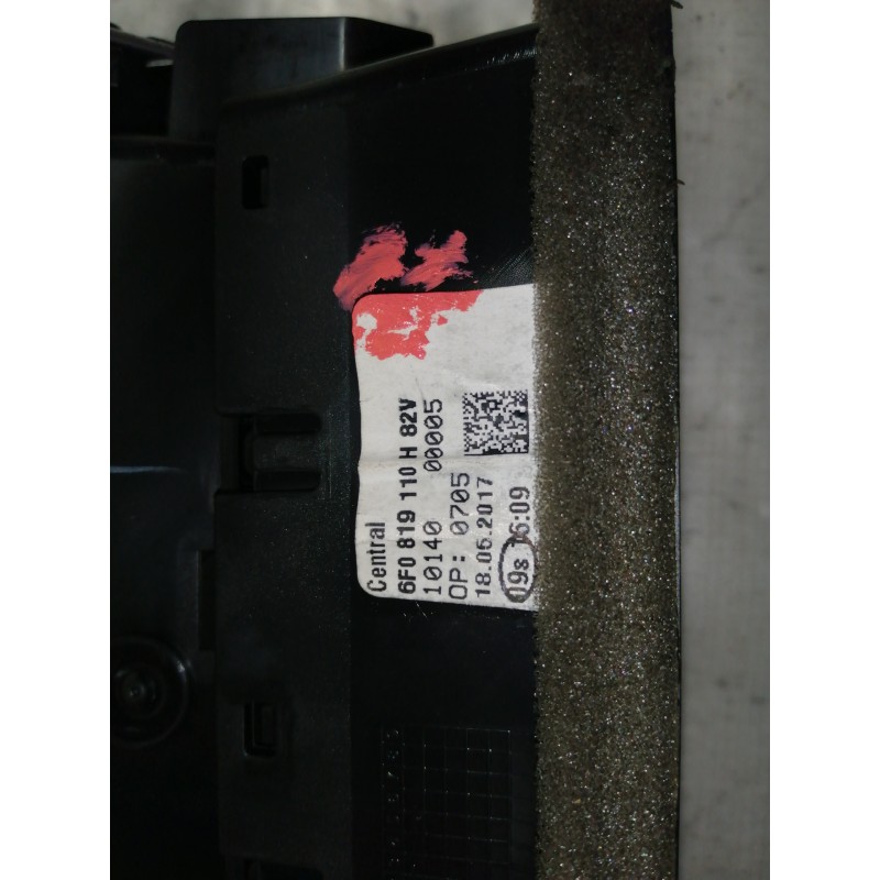 Recambio de rejilla aireadora para seat ibiza (kj1) style referencia OEM IAM 6F0819110H  