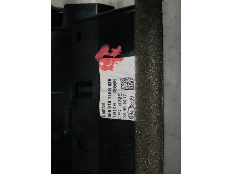 Recambio de rejilla aireadora para seat ibiza (kj1) style referencia OEM IAM 6F0819110H  