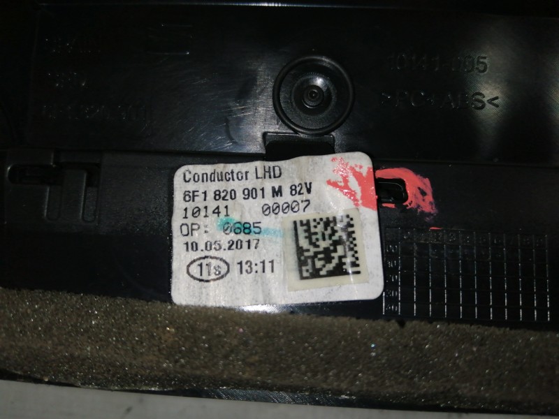Recambio de rejilla aireadora para seat ibiza (kj1) style referencia OEM IAM 6F1820901M  
