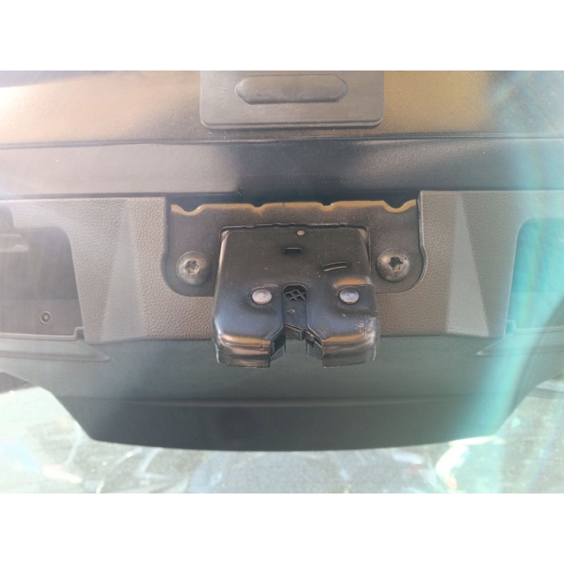 Recambio de cerradura maletero / porton para dacia sandero iii 1.0 tce 90 referencia OEM IAM 905030754R  