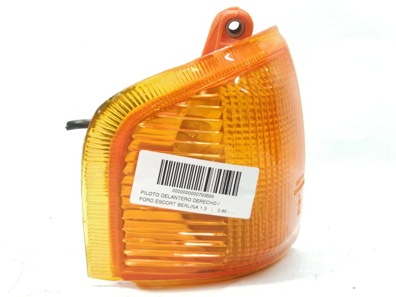 Recambio de piloto delantero derecho para ford escort berlina 1.3 referencia OEM IAM   