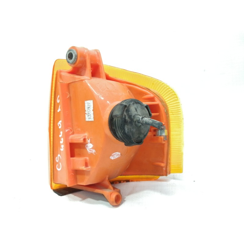 Recambio de piloto delantero derecho para ford escort berlina 1.3 referencia OEM IAM   